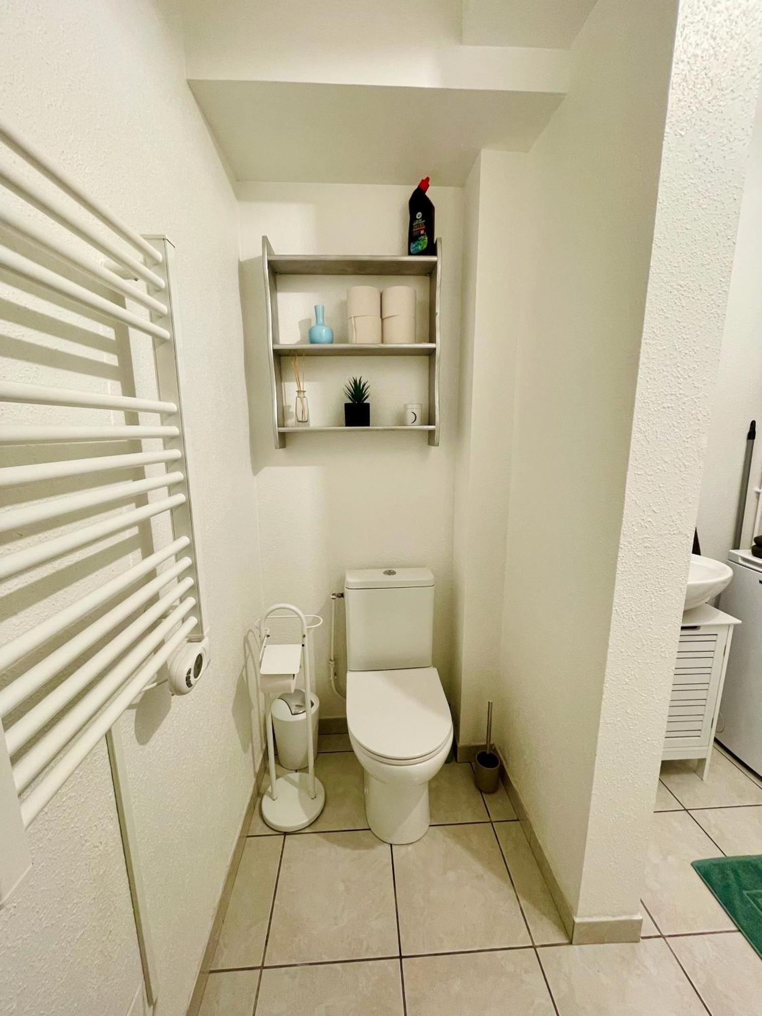 Joli Appartement Avec Parking Montbéliard Dış mekan fotoğraf