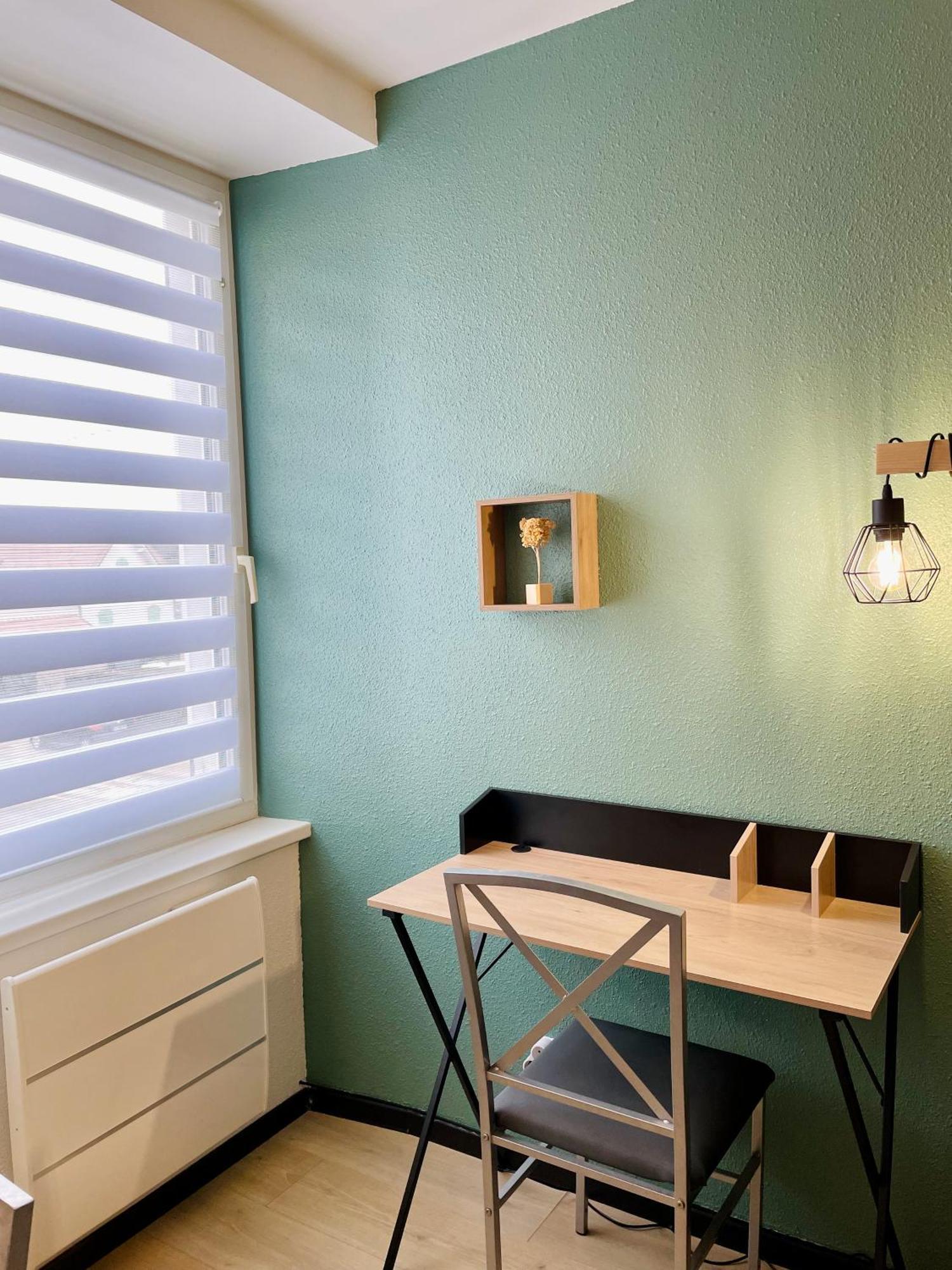Joli Appartement Avec Parking Montbéliard Dış mekan fotoğraf