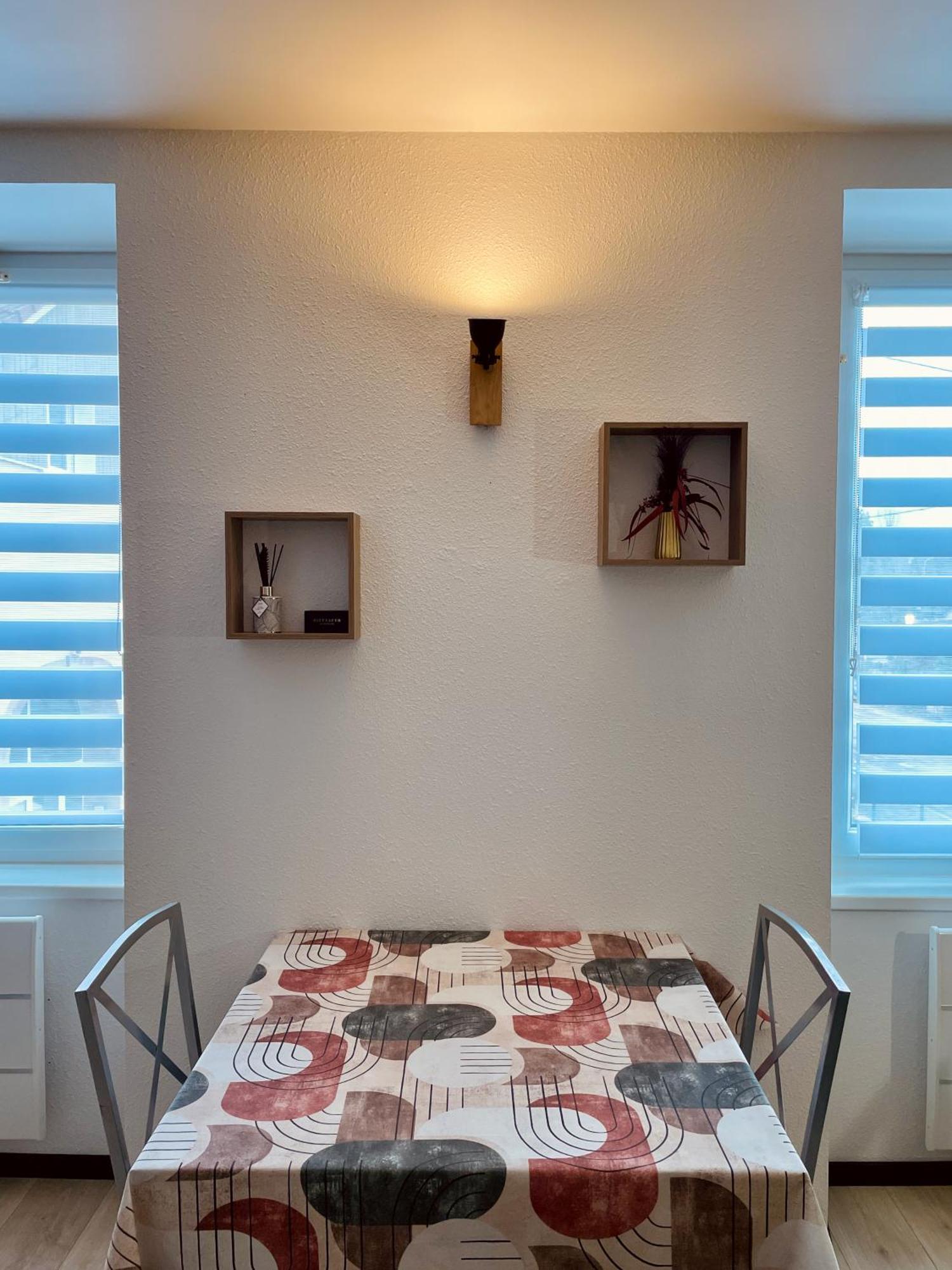 Joli Appartement Avec Parking Montbéliard Dış mekan fotoğraf